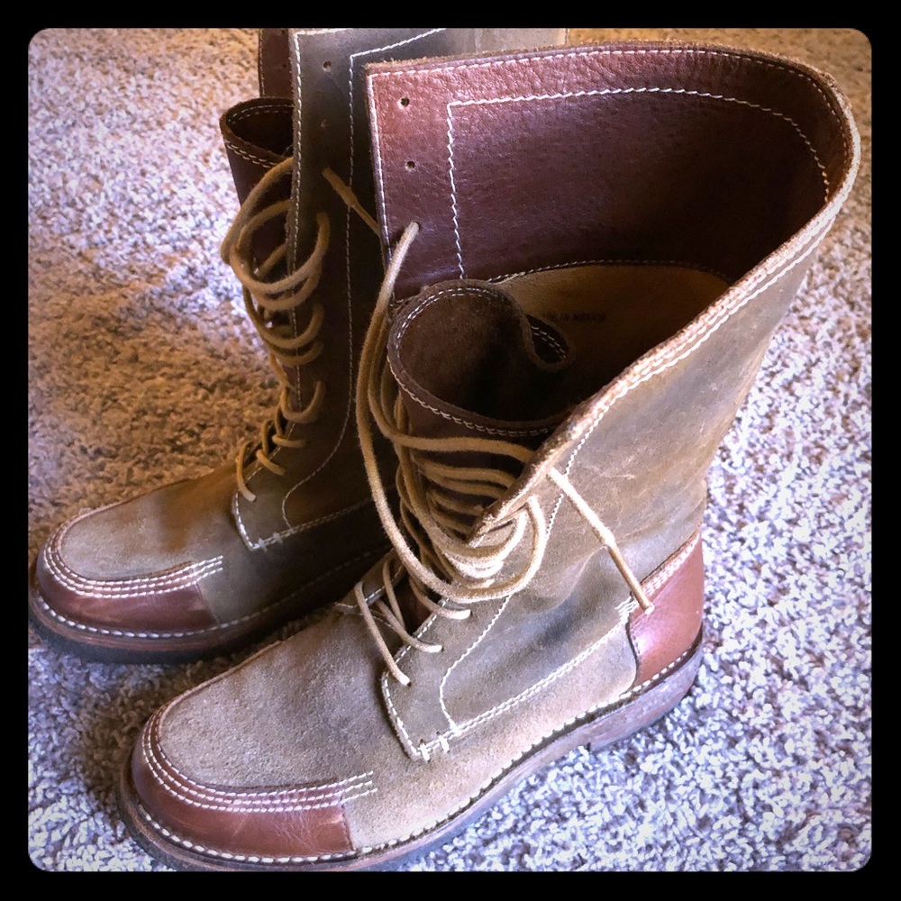 Frye Women’s Lace up Boots Size 7 1/2